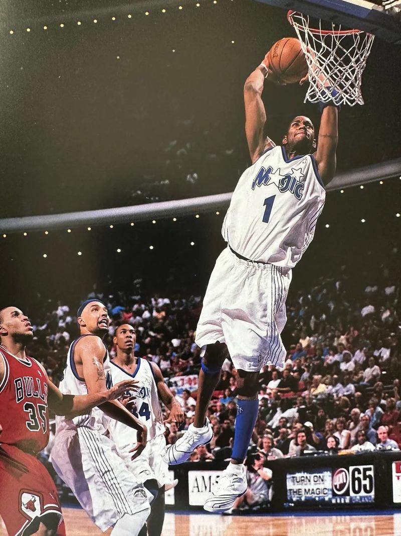 阿门：伊森带头防守东契奇 我负责扫尾 立足防守帮助球队（阿门：伊森主防东契奇 我负责补位收尾 以防守为先助力球队）