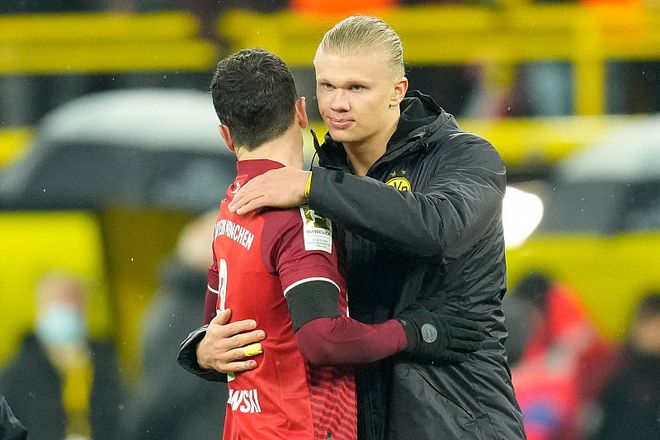 错失关键上篮！王浩然三分11中2低效拿到16分6板1助1断（关键上篮未果，王浩然三分11投仅2中，低效贡献16分6板1助1断）