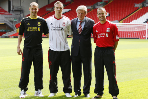 都体：尤文正在关注被穆帅盛赞的本菲卡17岁左后卫若泽-内托（都体：穆帅盛赞的17岁本菲卡左后卫若泽-内托已进入尤文视野）