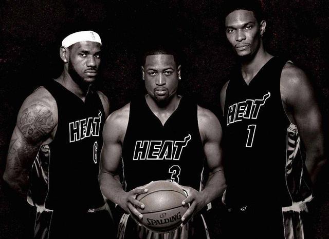 攻入里昂队史欧战第500球，托利索上演职业生涯首次帽子戏法（托利索打进里昂欧战队史第500球，职业生涯首次戴帽）