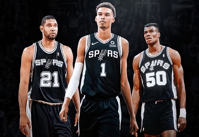 布里兰魔鬼主场迎战江原FC，1分差距定出线生死局（布里兰坐镇魔鬼主场迎战江原FC，1分之差定出线生死战）