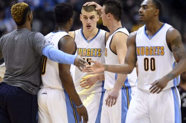 广厦男篮末节逆转战胜北京（广厦末节翻盘力克北京男篮）