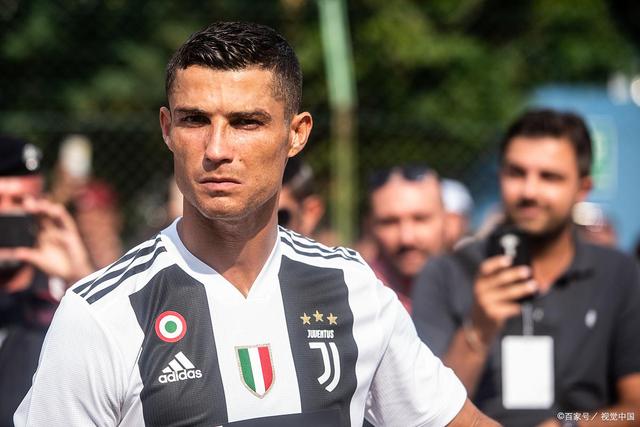 凯恩：赢得德甲冠军是今年最佳足球时刻，那份喜悦难以言表（凯恩：德甲夺冠是我今年的足坛高光时刻，这份喜悦无以言表）